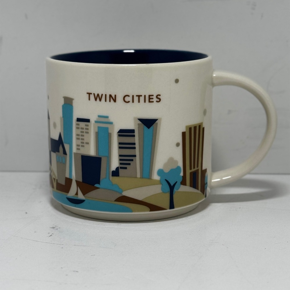 Starbucks You Are Here Twin Cities Mug 14oz Ceramic Coffee Cup 2017 Skyline